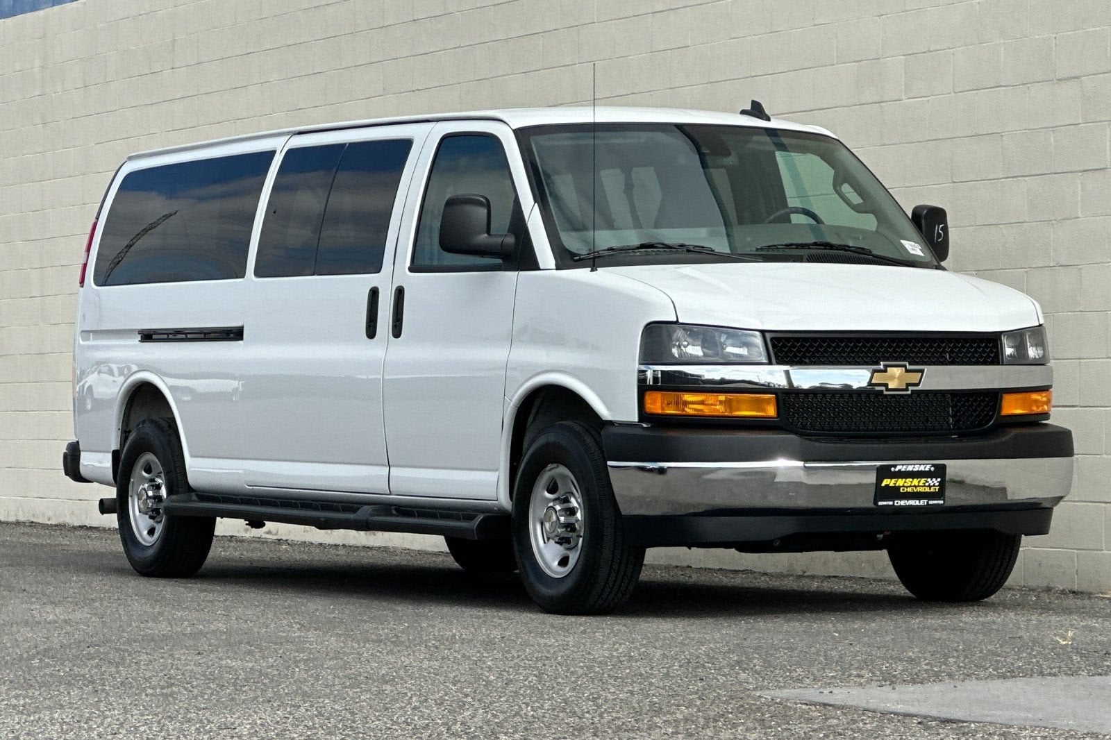 chevrolet express passenger 2025 1GAZGPFP7S1218703 image chevrolet express passenger 2025 1GAZGPFP7S1218703 image